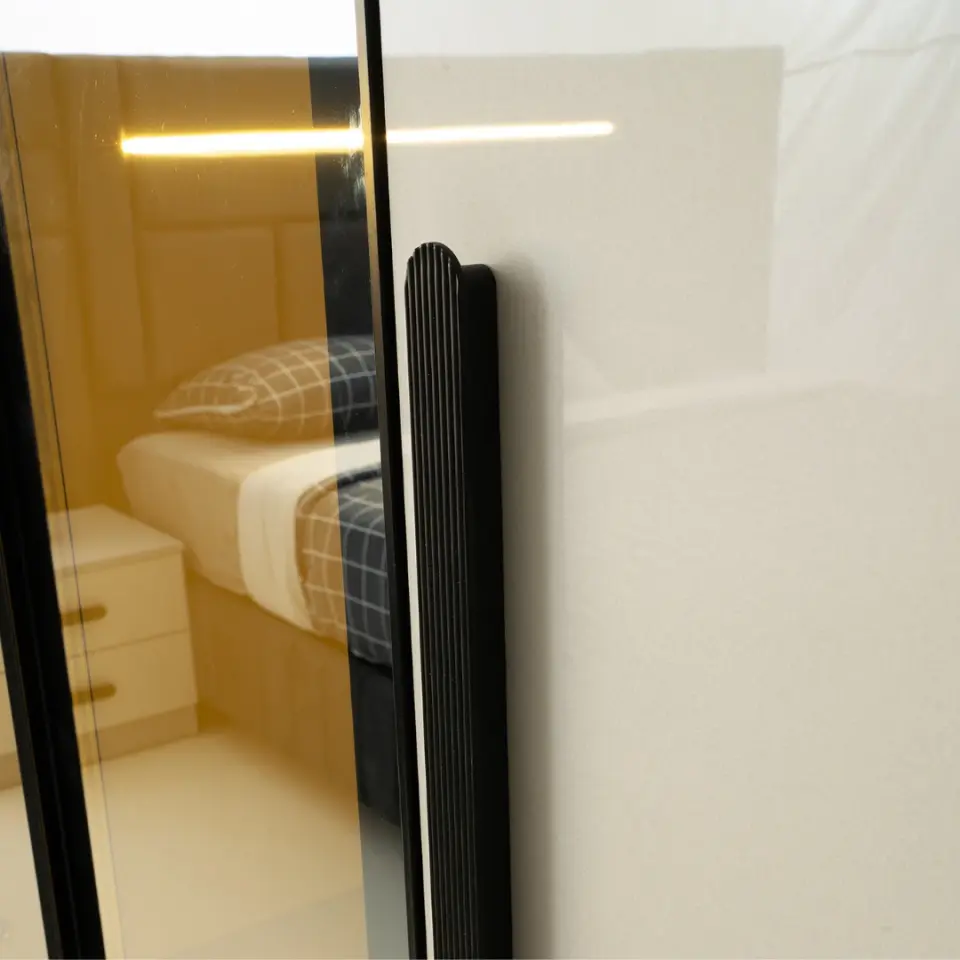 Tesla Gardırop 6 Kapılı