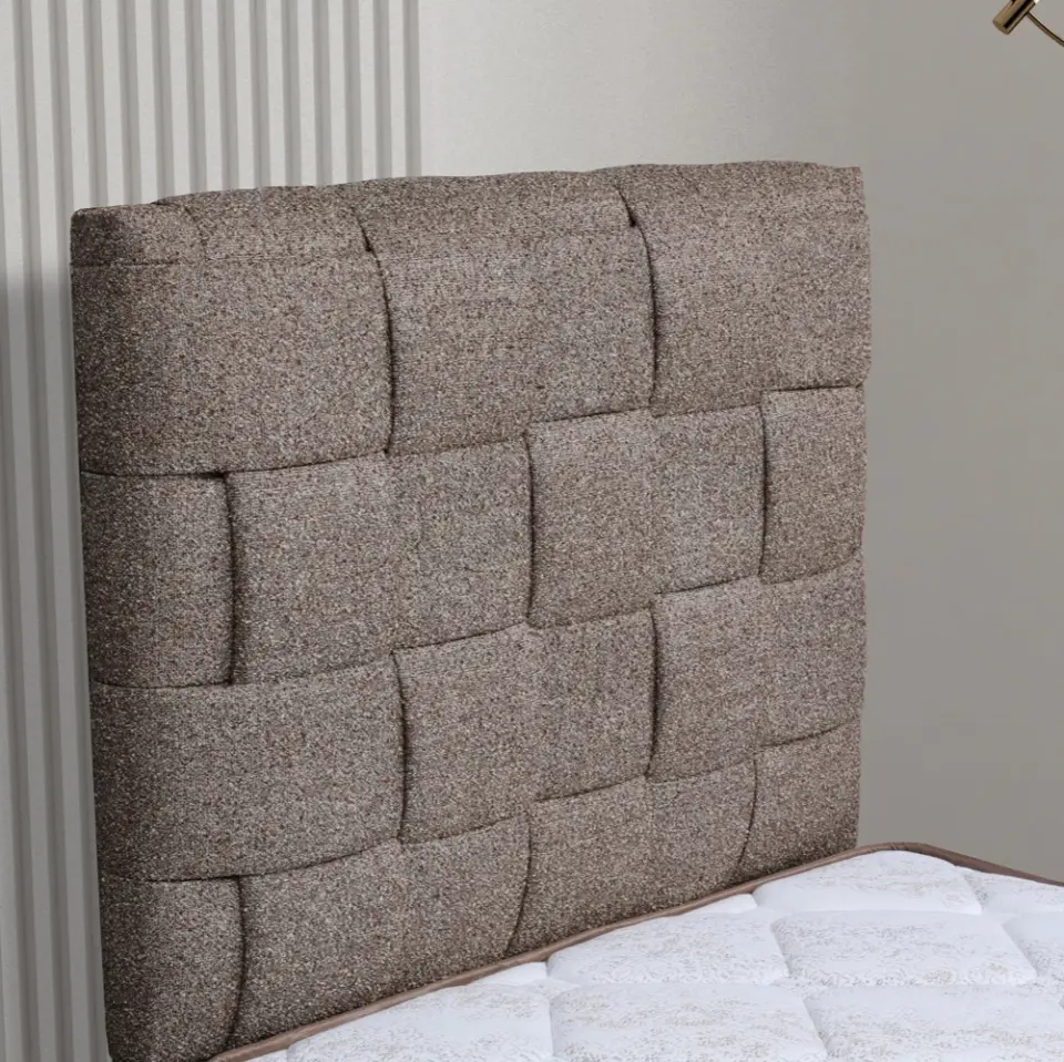 Плетена табла за легло